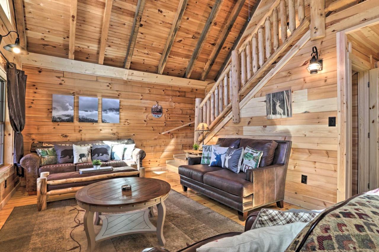 Gatlinburg Cabin With Loft And Game Room 1 Mi To Town エクステリア 写真