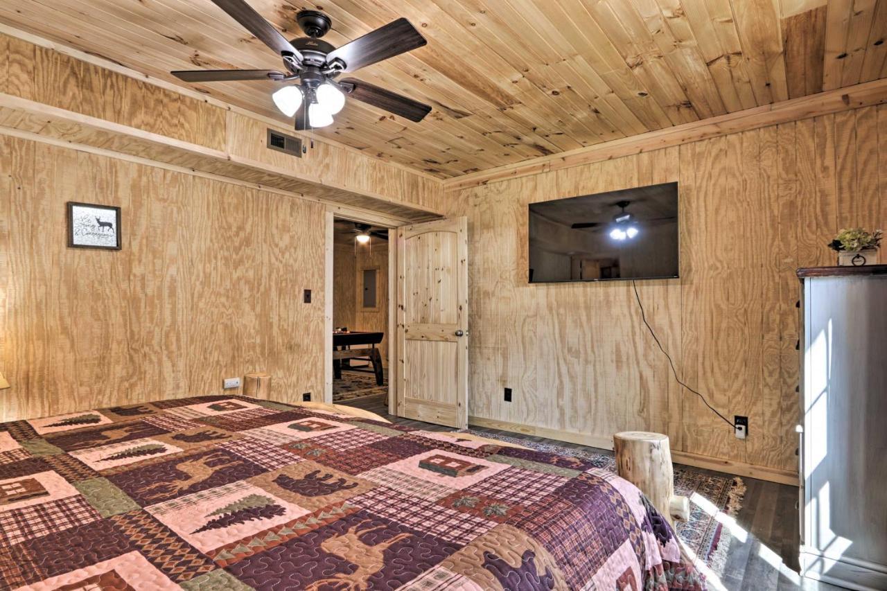 Gatlinburg Cabin With Loft And Game Room 1 Mi To Town エクステリア 写真